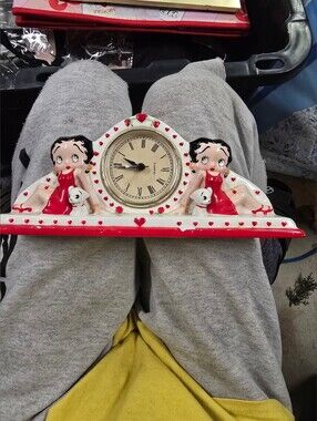 Betty Boop Red and White Ceramic Figurine Mantel Clock